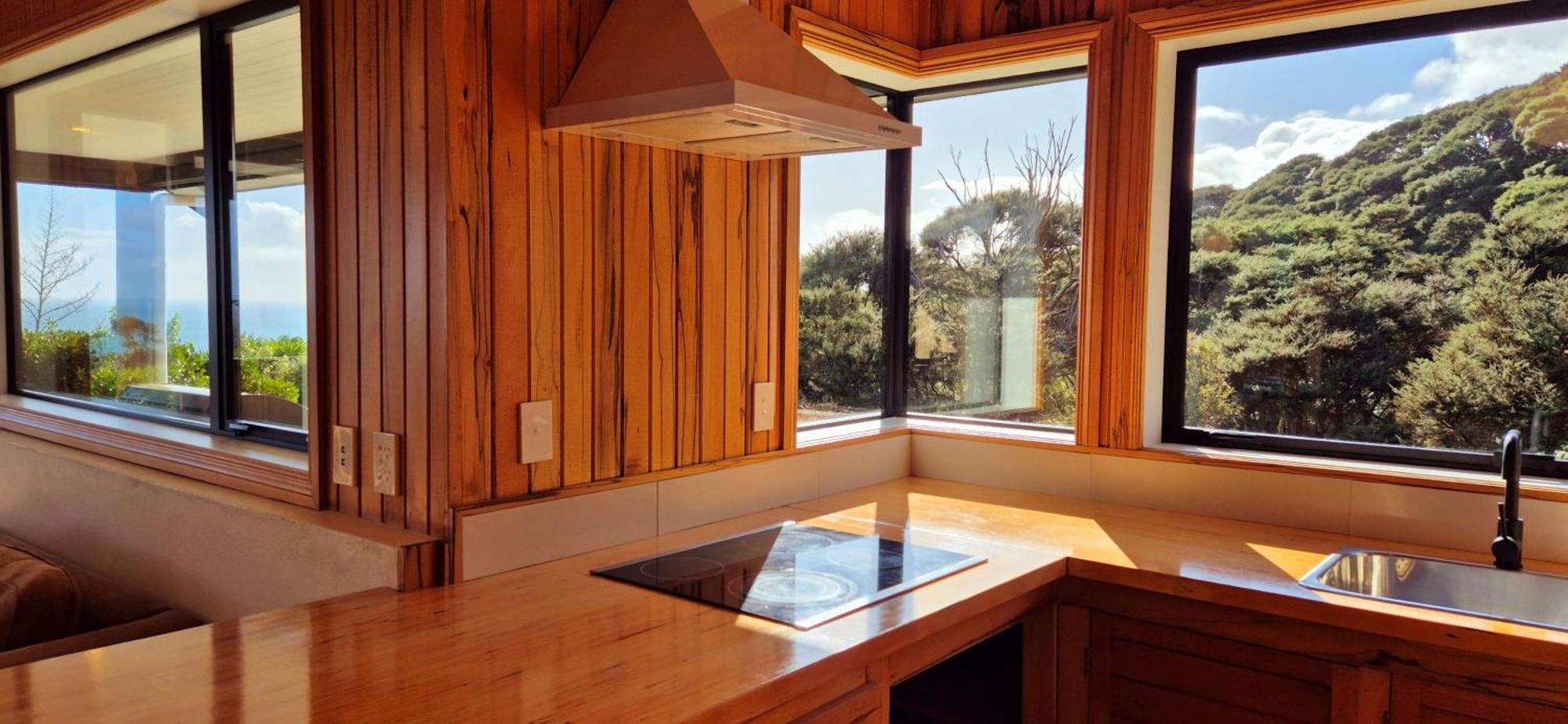 Tawa Whare Holiday Accommodation Raglan Exterior photo